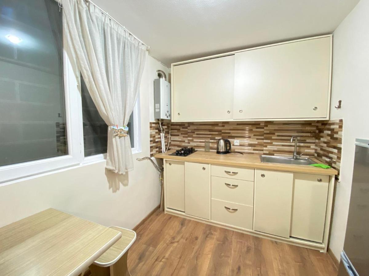 Freedom Square Apartment Тбілісі Екстер'єр фото