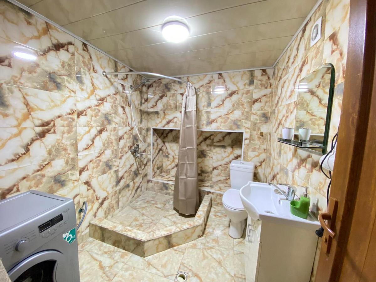 Freedom Square Apartment Тбілісі Екстер'єр фото