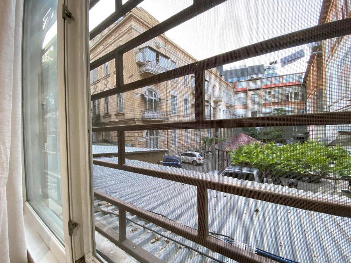 Freedom Square Apartment Тбілісі Екстер'єр фото