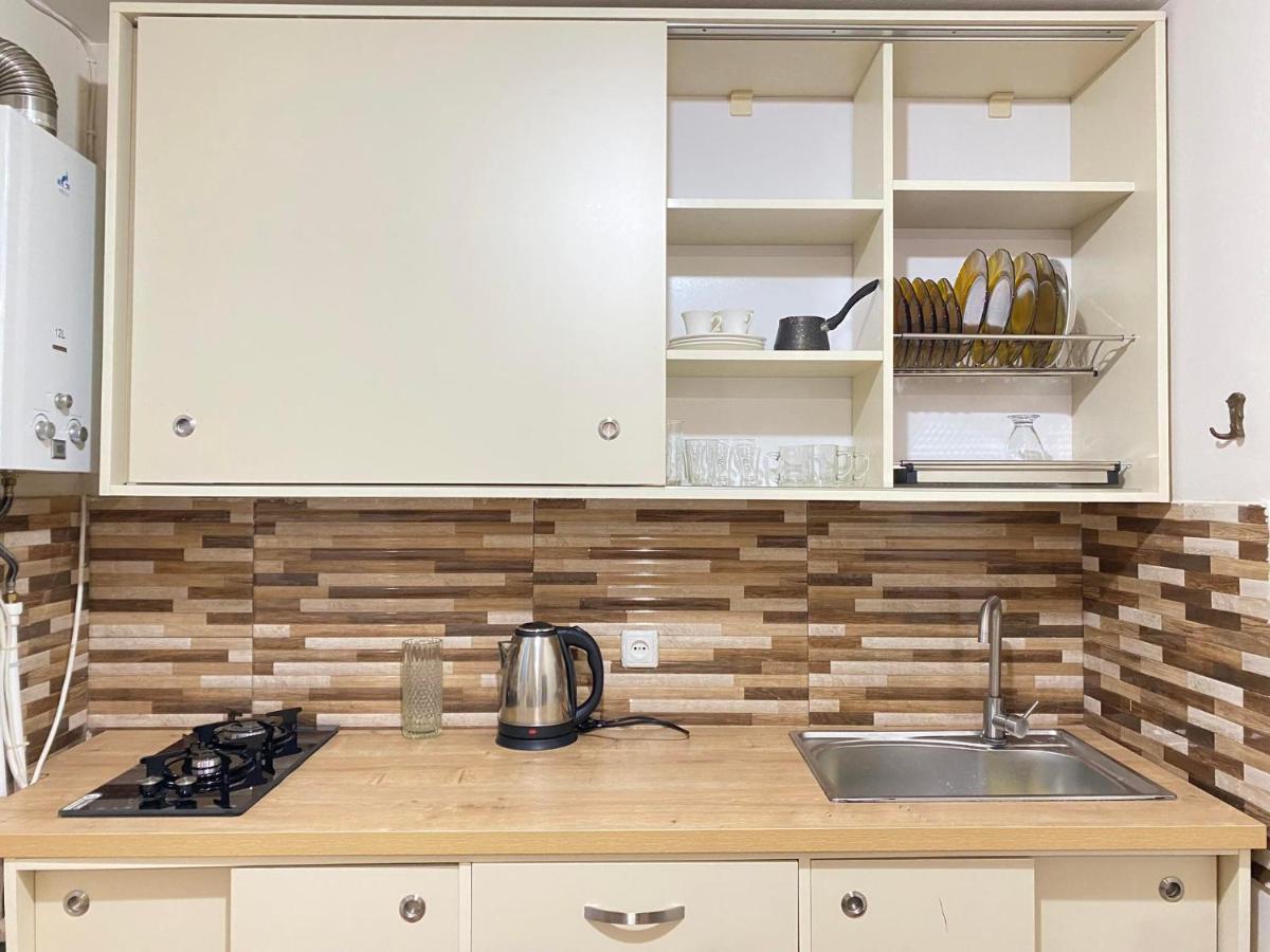 Freedom Square Apartment Тбілісі Екстер'єр фото